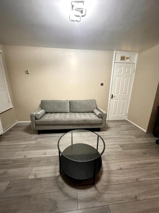 In Greenwich Apartment *