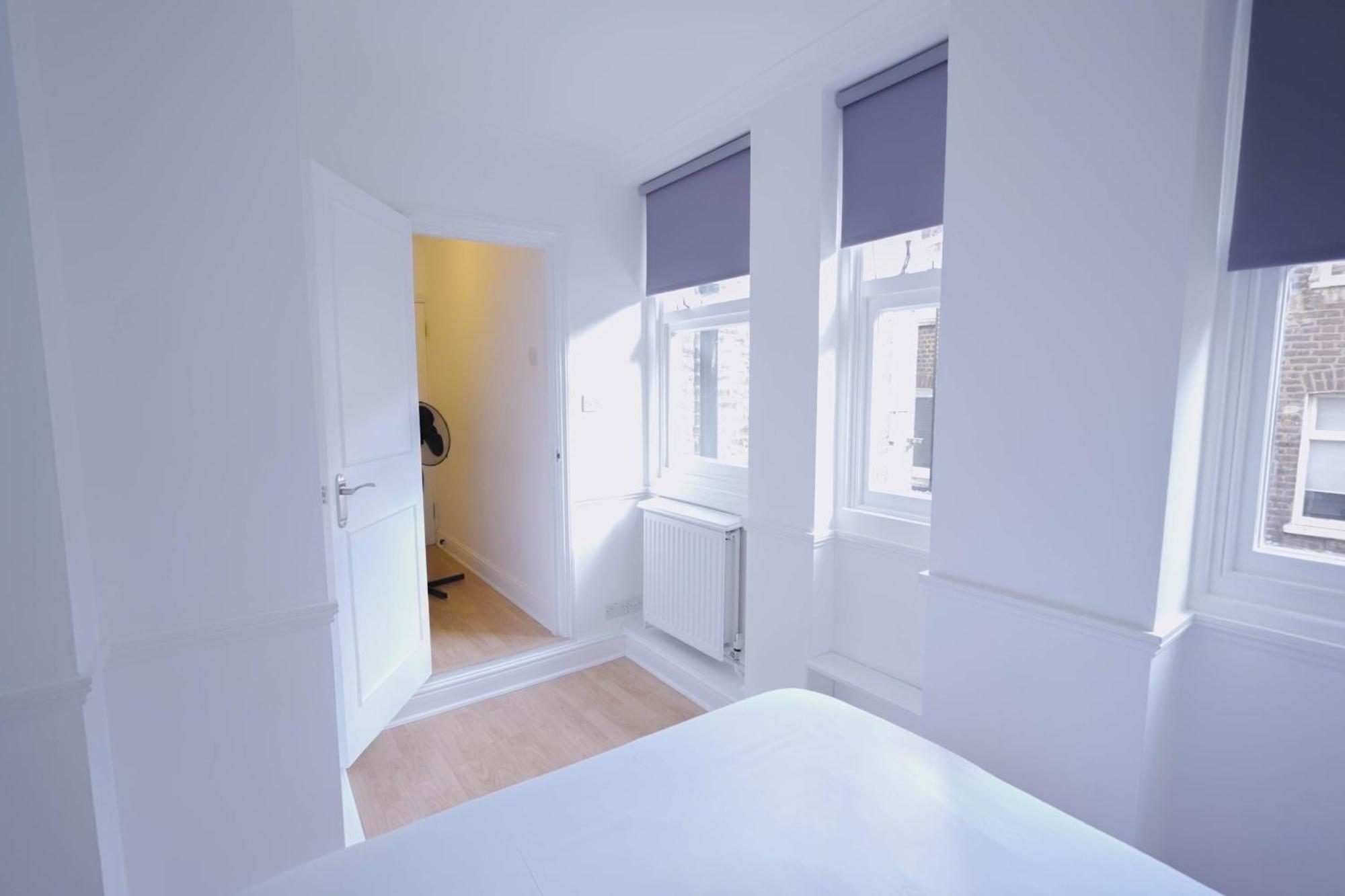 Chiltern Street Serviced By Globe Apartment