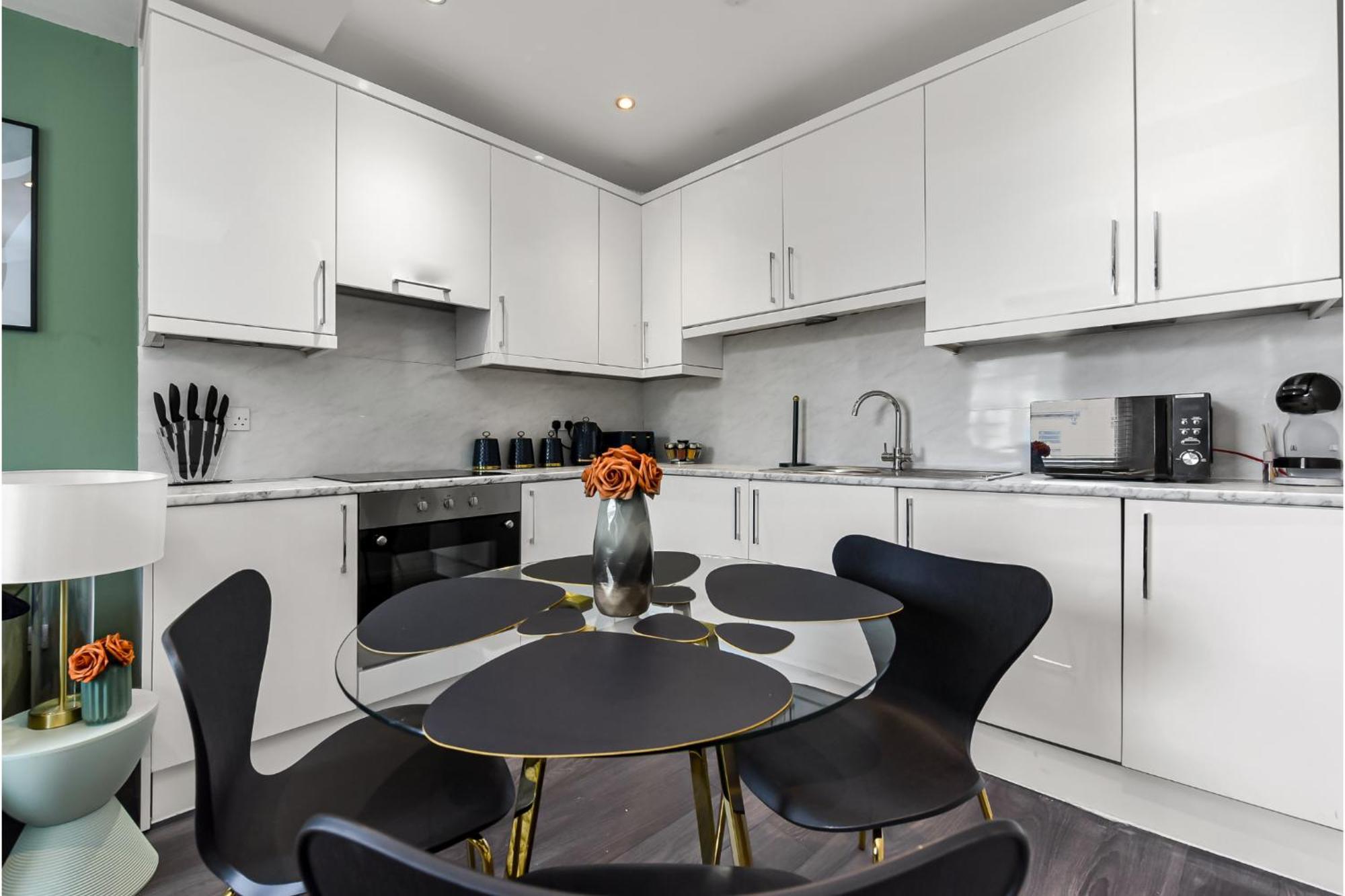 Newly Renovated 1 Bdr Flat - Location London