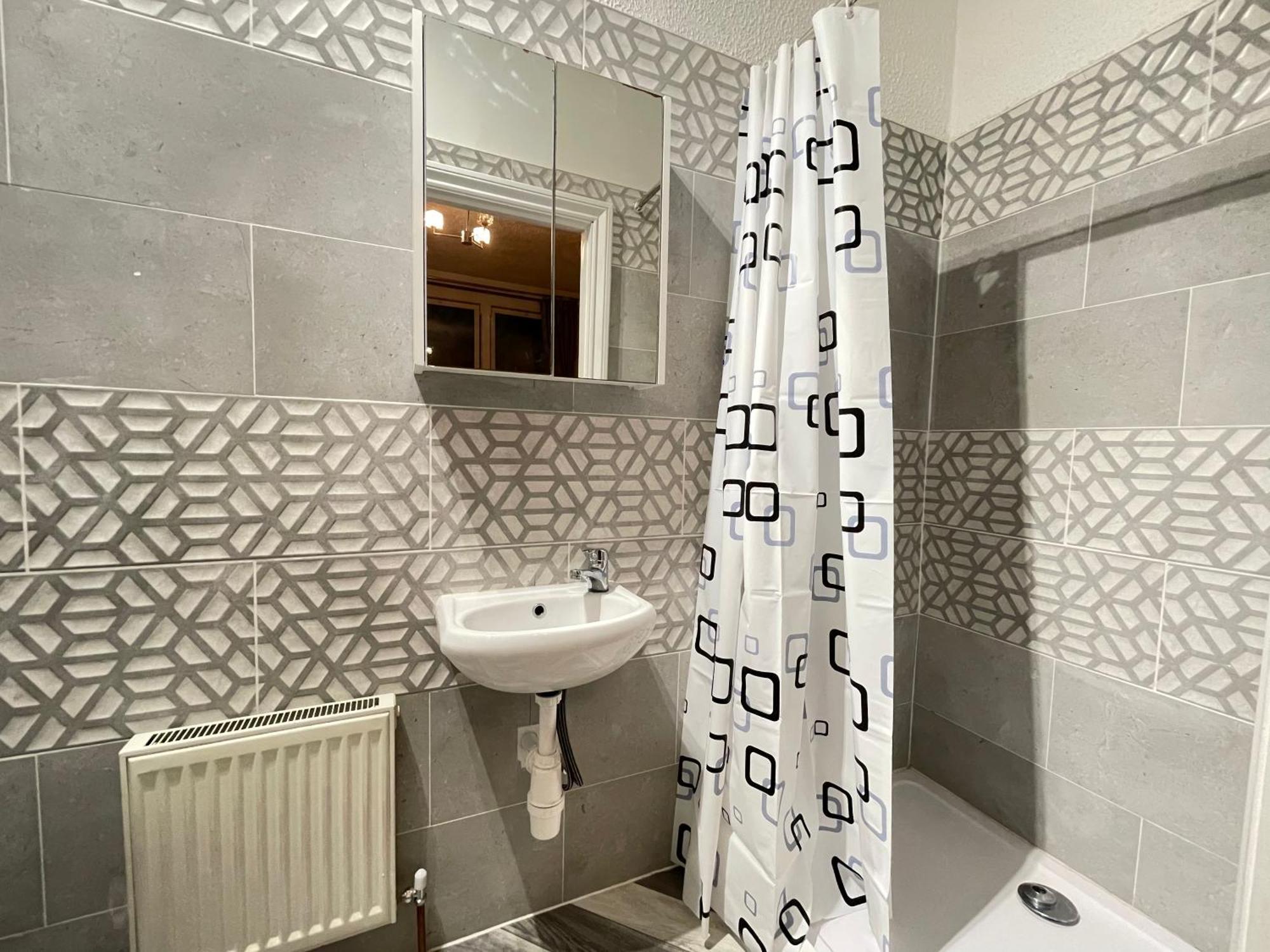 With Private Bathroom And Shared Kitchen Accommodatie bij particulieren