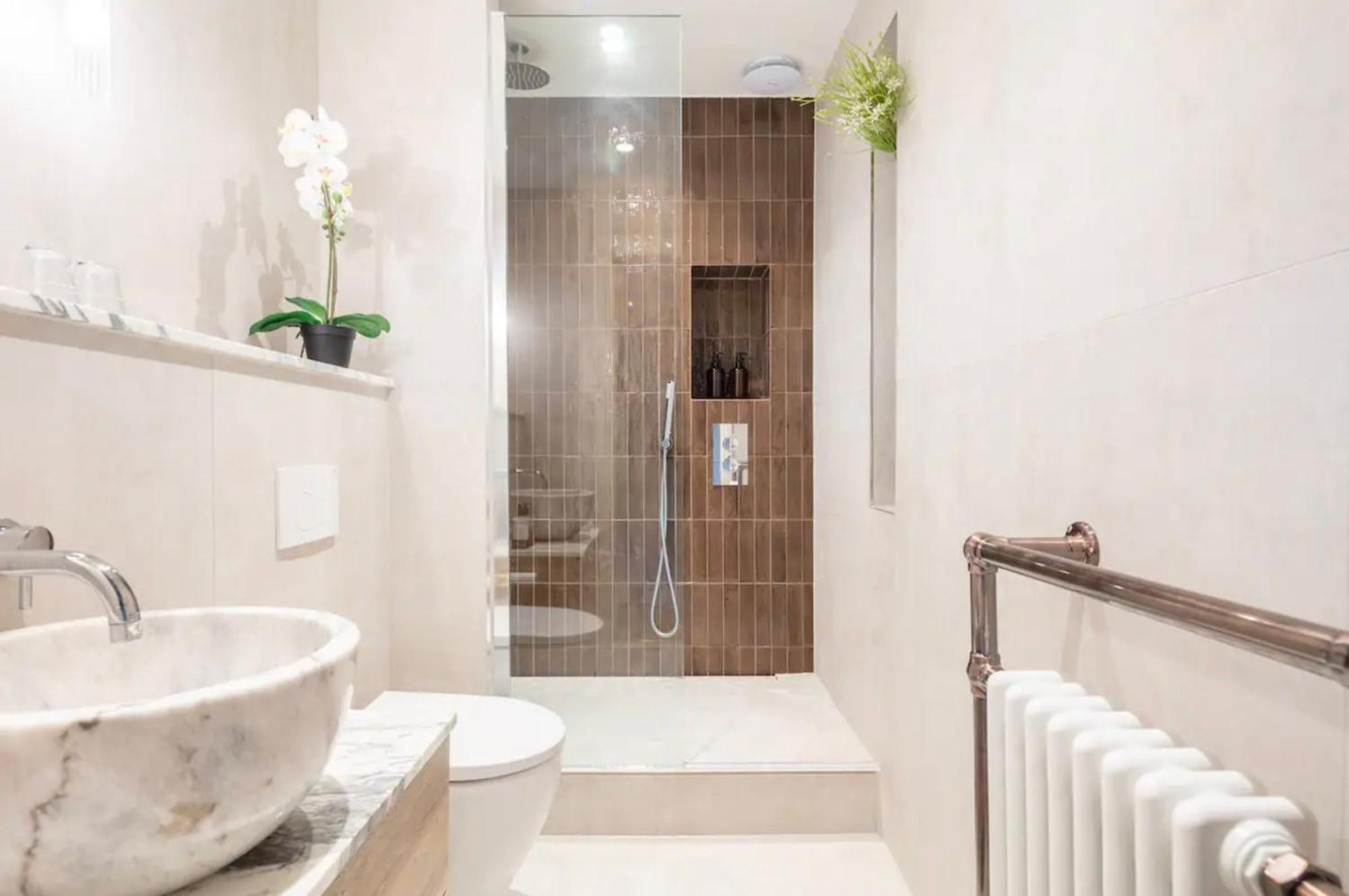 Spring Cosy 2-bed With Free Parking Feriehus *