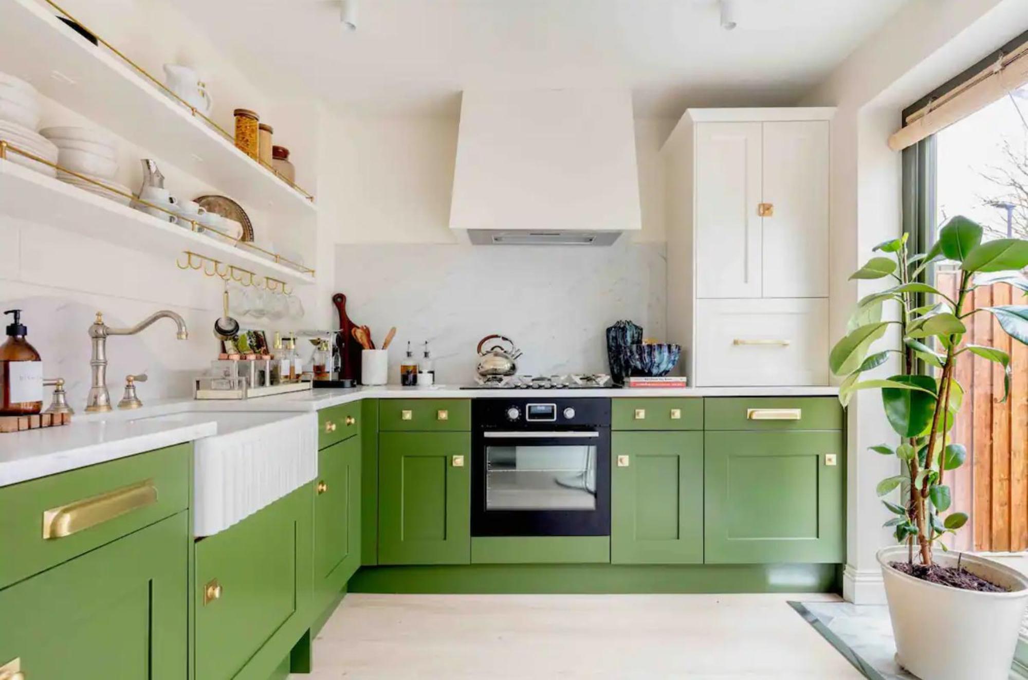 Ferienhaus Spring Cosy 2-bed With Free Parking London