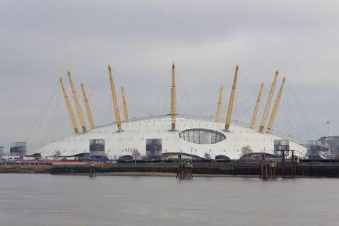 Hotel Your Royal Victoria Excel O2 Arena
