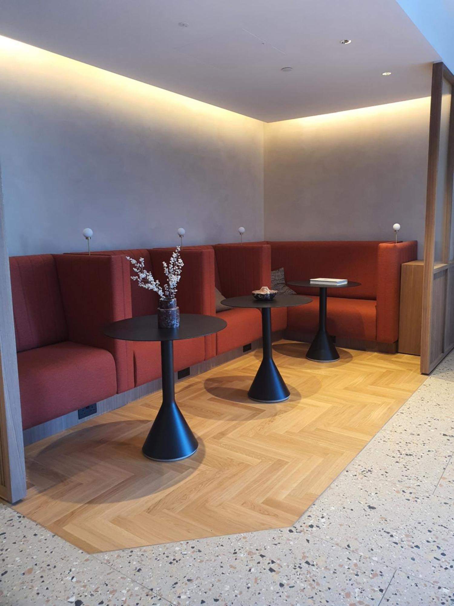 Accommodatie bij particulieren Cozy With Private Bathroom In Luxurious Flat Londen