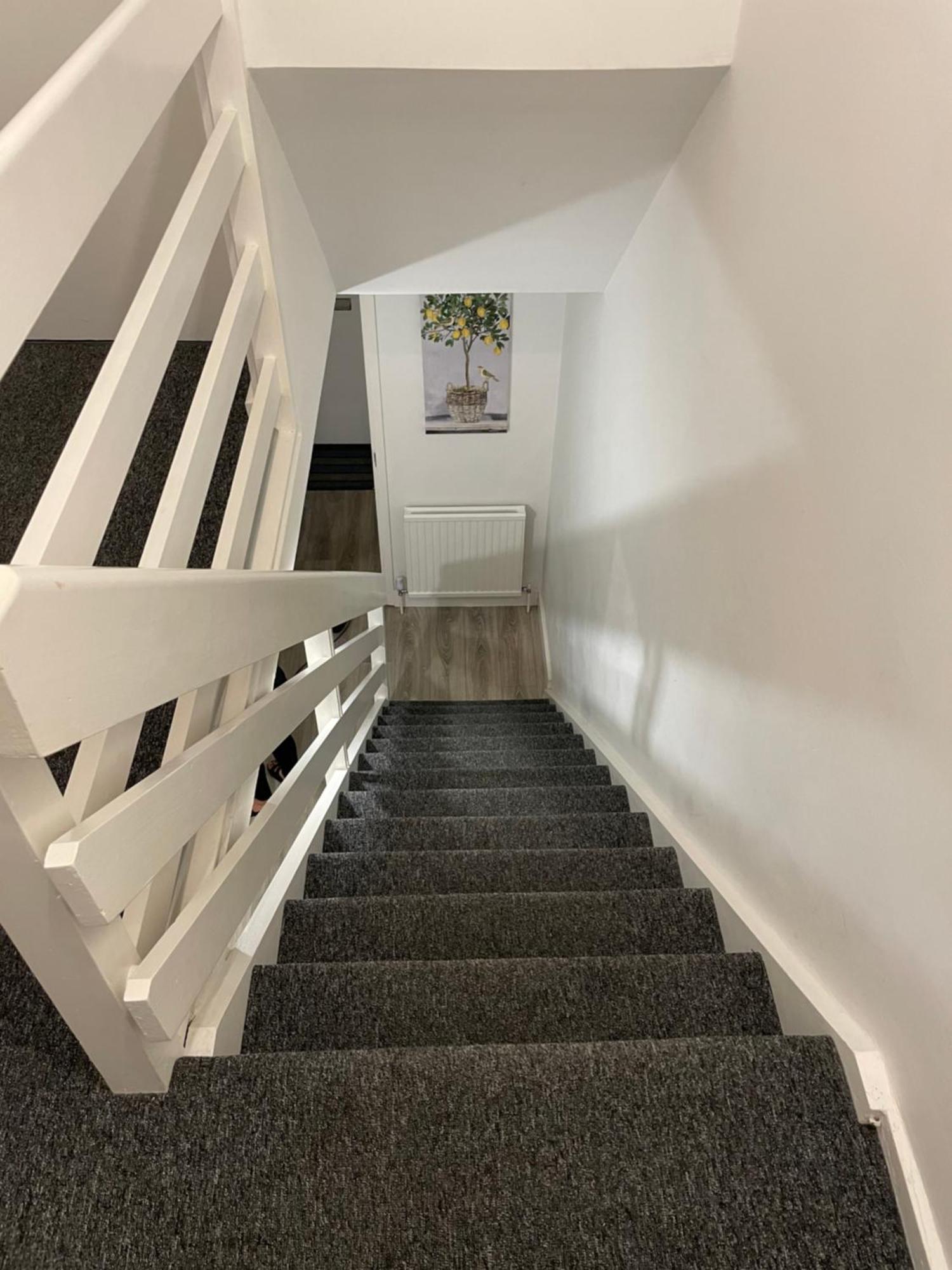 Guest house Lovely Triple And Quadruple In Euston & Square In