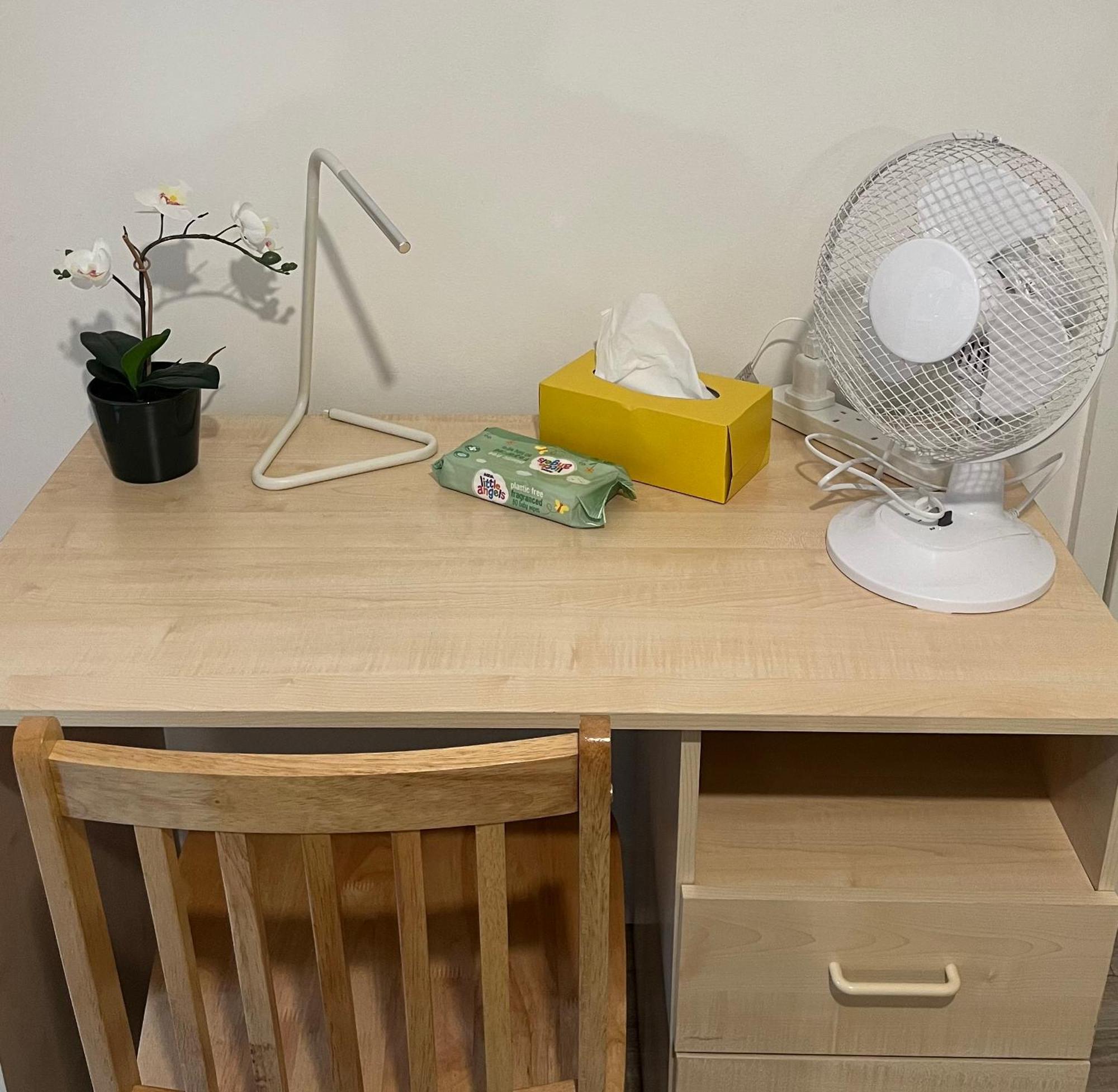 Guest house Lovely Triple And Quadruple In Euston & Square In