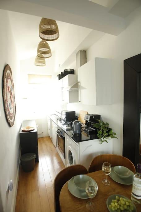 Very Nice Flat Close To Camden Station Apartment London