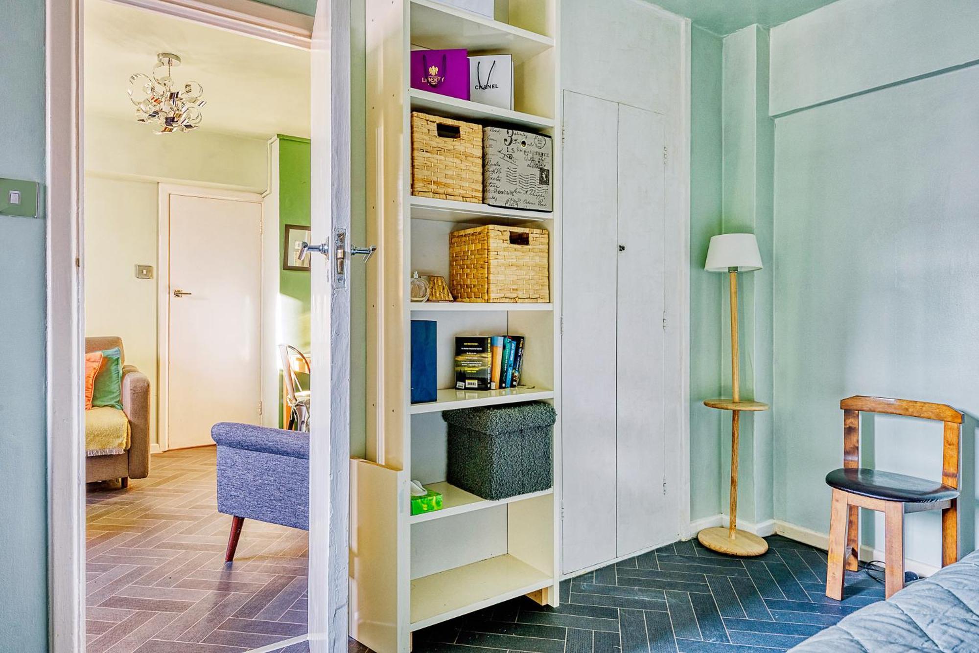 Apartment Warm And Welcoming In Putney By Underthedoormat *