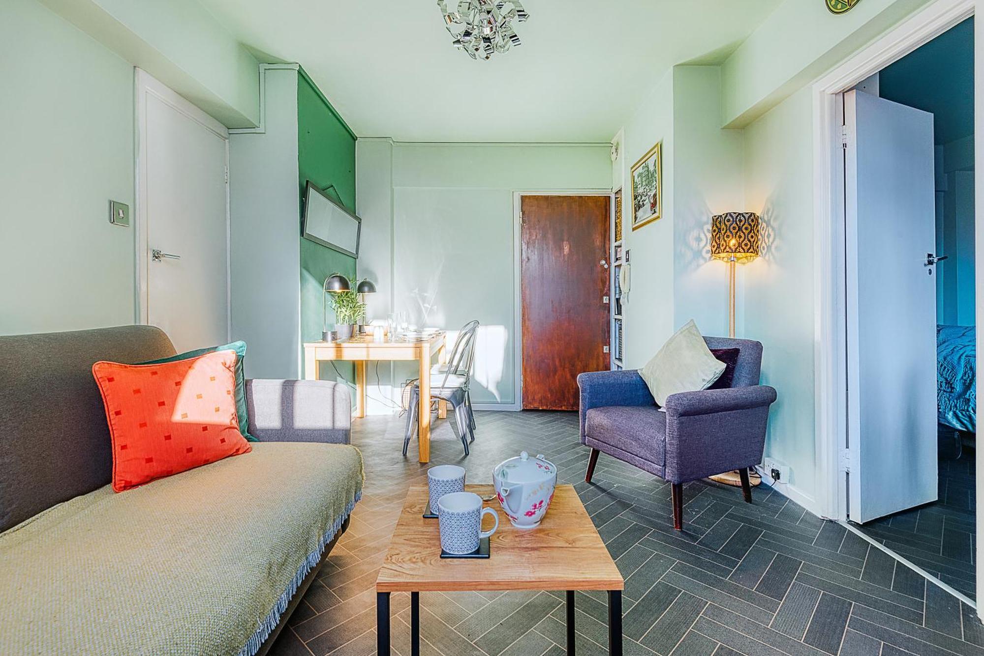 Warm And Welcoming In Putney By Underthedoormat Apartment