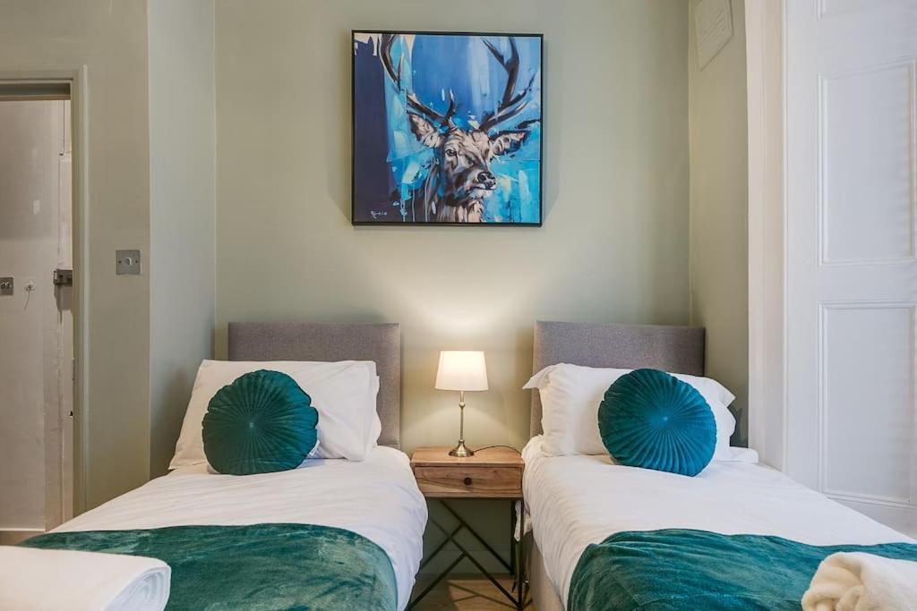 Chic 3 Bedroom Brixtonclapham Near Tube Apartment *