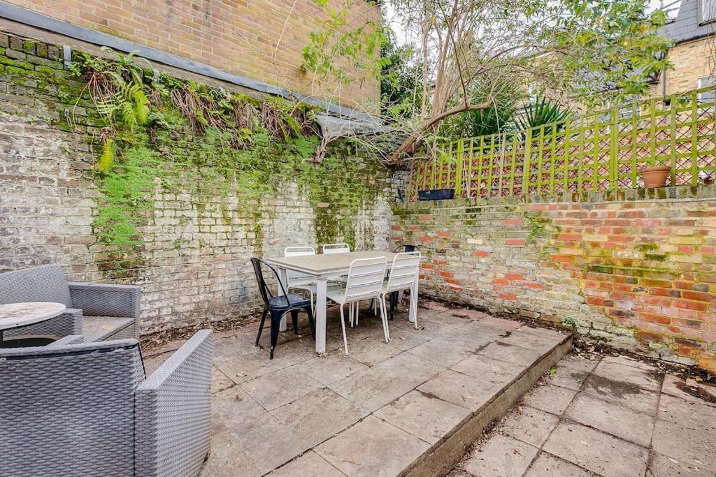 Apartment Chic 3 Bedroom Brixtonclapham Near Tube *