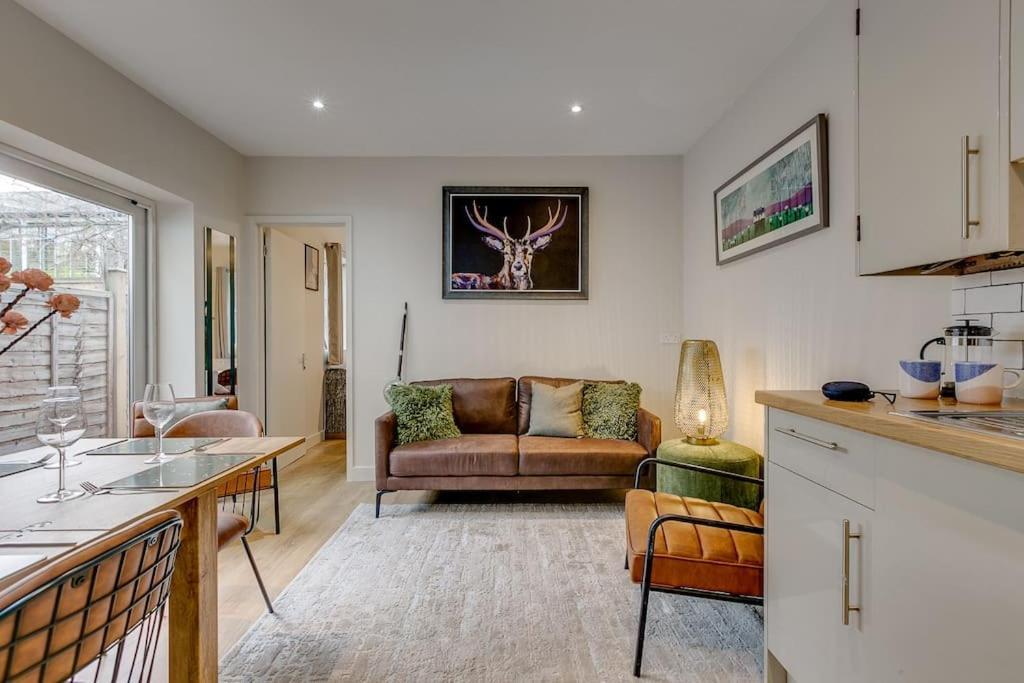 Apartment Chic 3 Bedroom Brixtonclapham Near Tube *