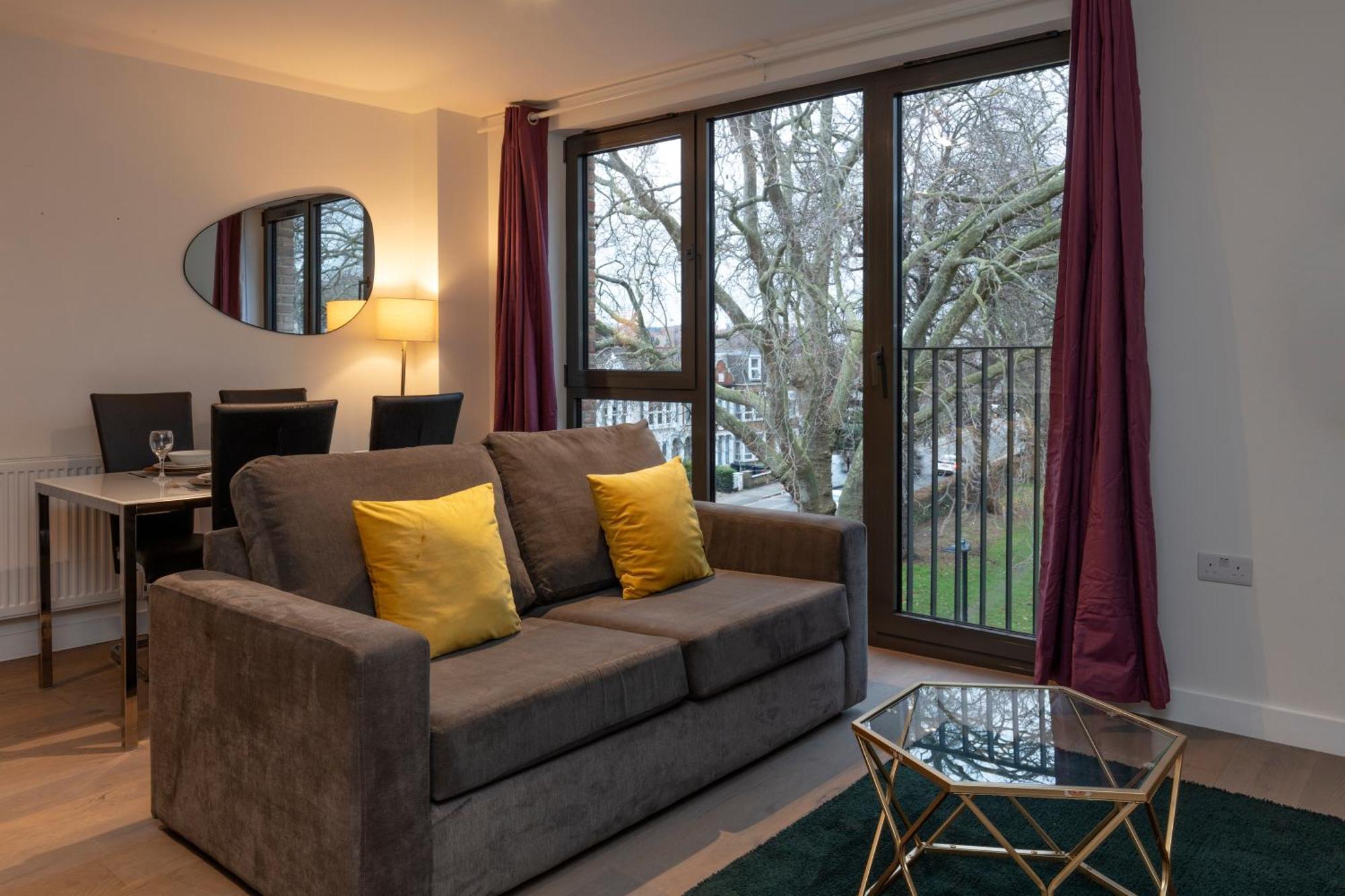 Deluxe North Apartment London