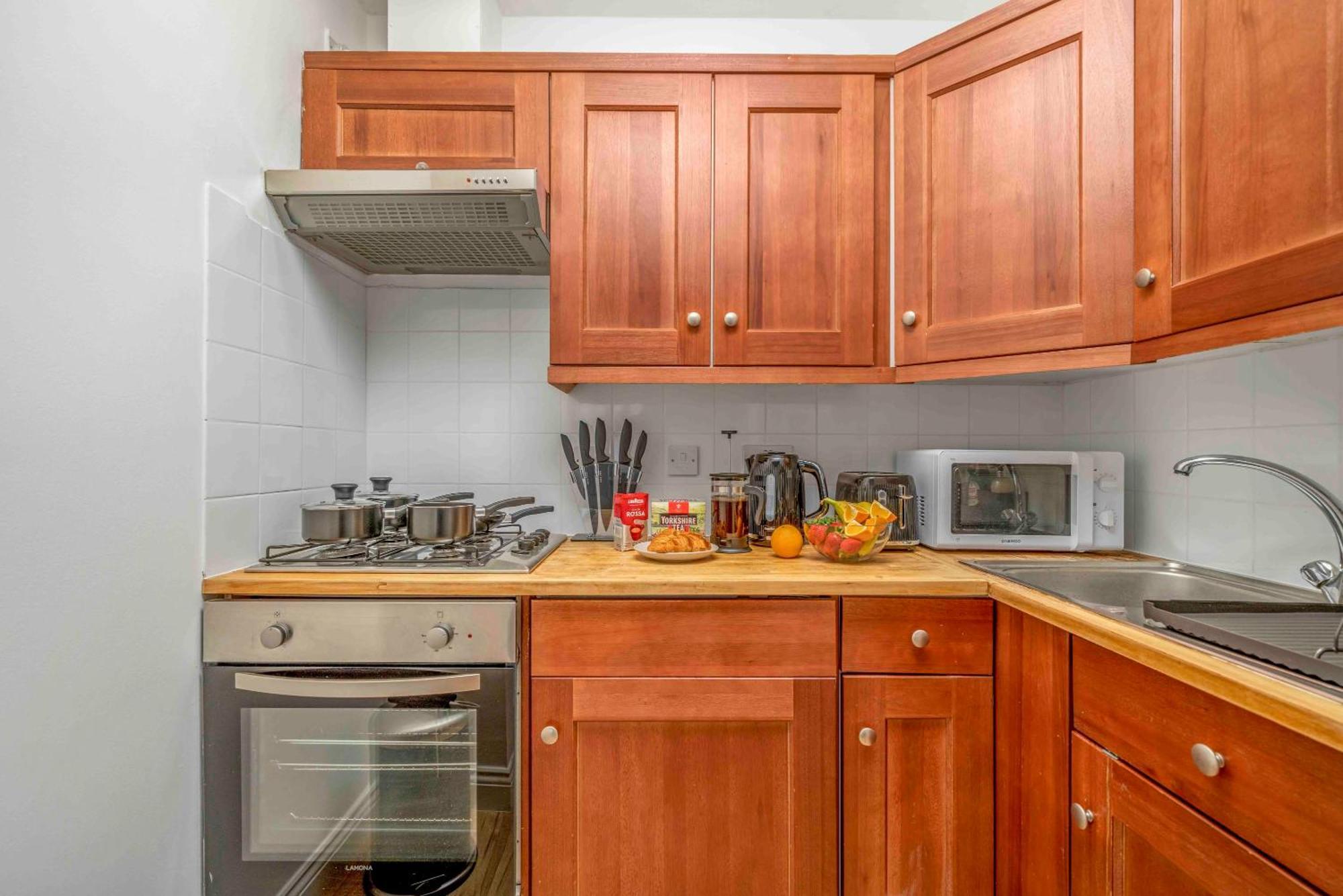 Brick Lane, - Lovely One Bedroom