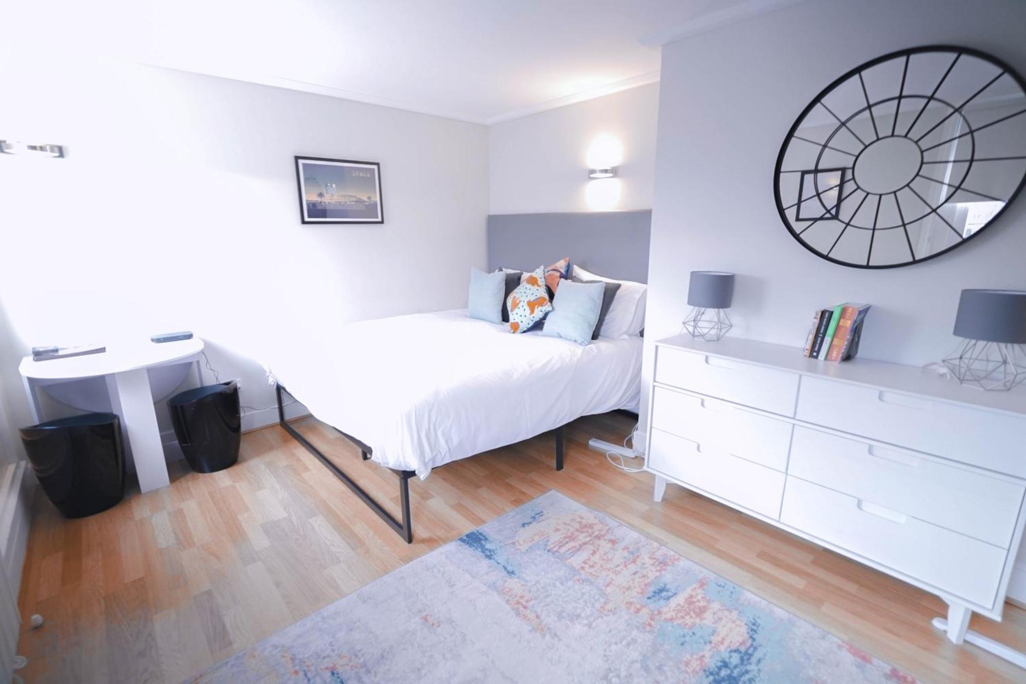 Camden Serviced By Globe Apartment *