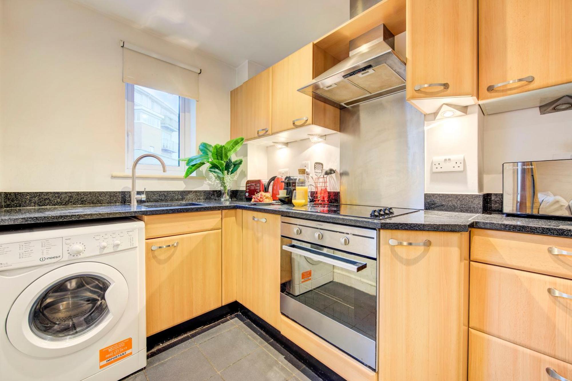 2-bed 2-bath Tower Bridge Gem, Sleeps 8 Appartement *