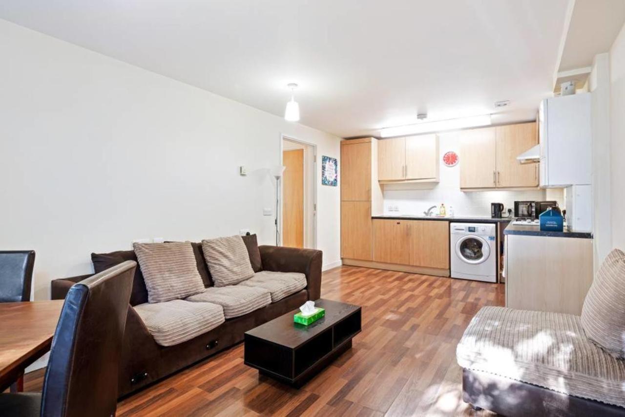 Appartement Bright & Immense 2 Bdr Flat Near Excel Center