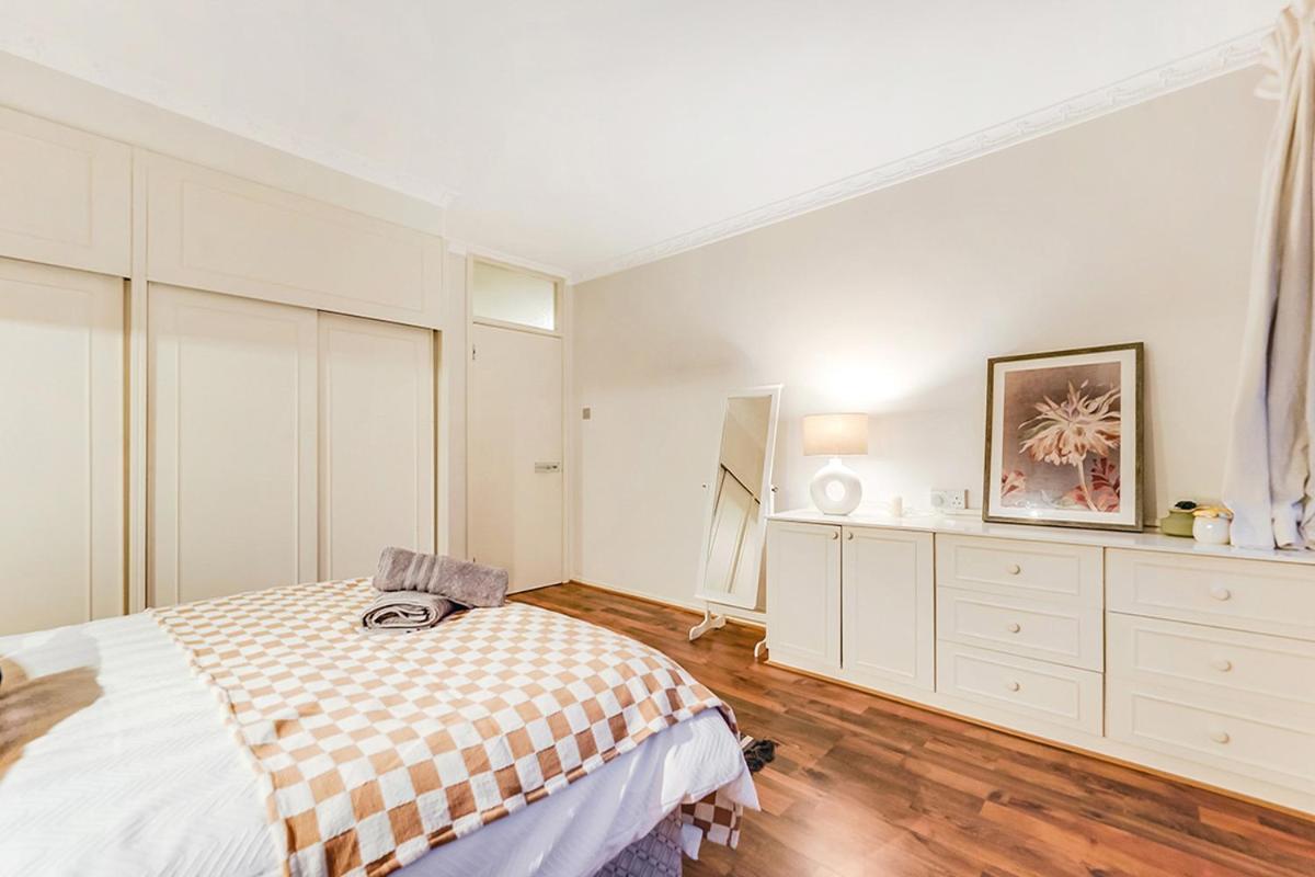 Spacious 1 Bed Next To Baker St
