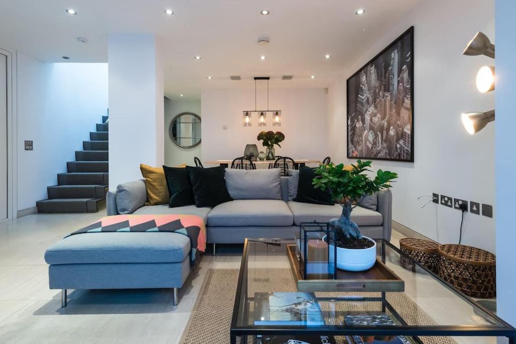 Apartment Spectacular Mews House In Holland Park London