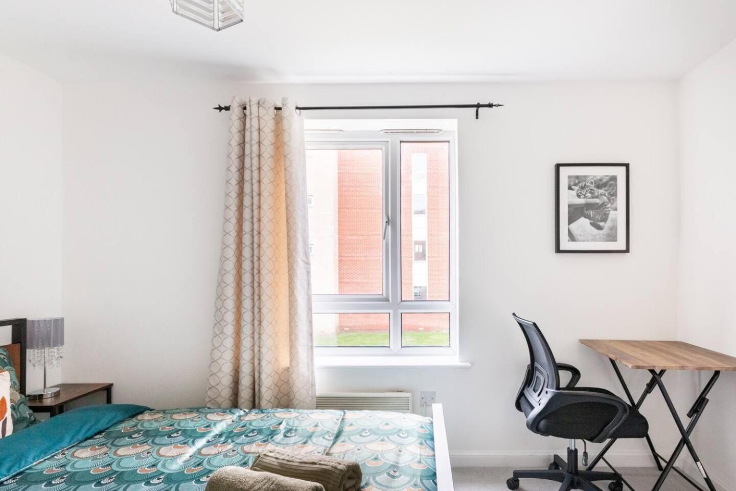 Apartamento Live The Wembley Buzz! Stylish Flat Near Station & Amenities