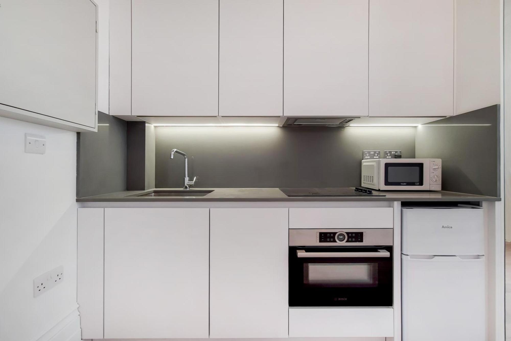 Kensington Apartment
