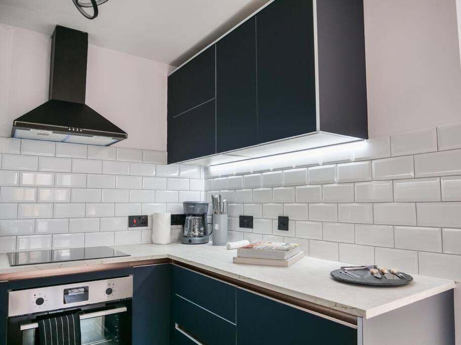 Stylish Retreat For Your Short Getaway * London