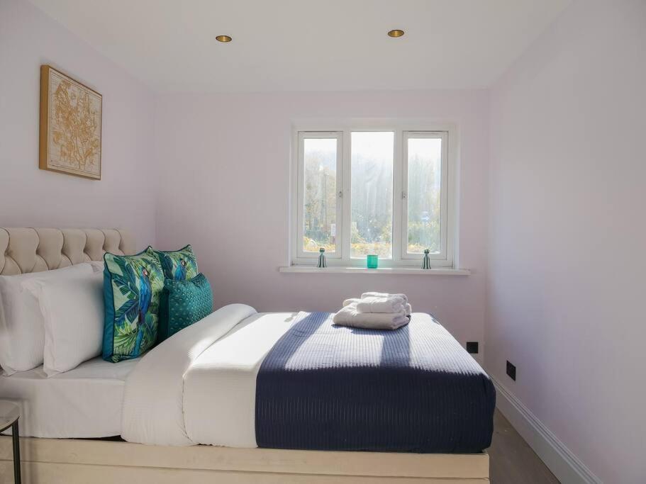 Stylish Retreat For Your Short Getaway Apartment