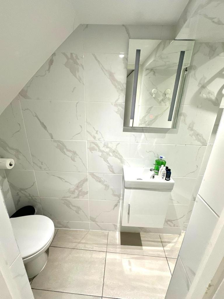 Kent House - Se26 London