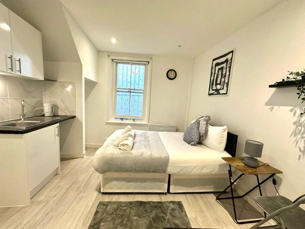Kent House - Se26