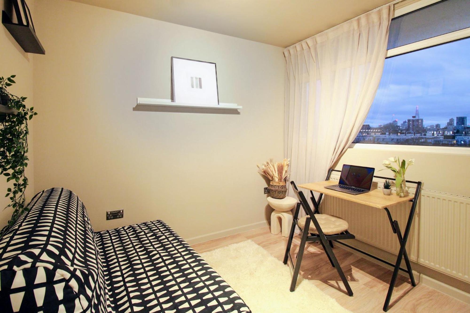 Apartment 2br Flat King Bed 4 Min To Dlr Easy Access London