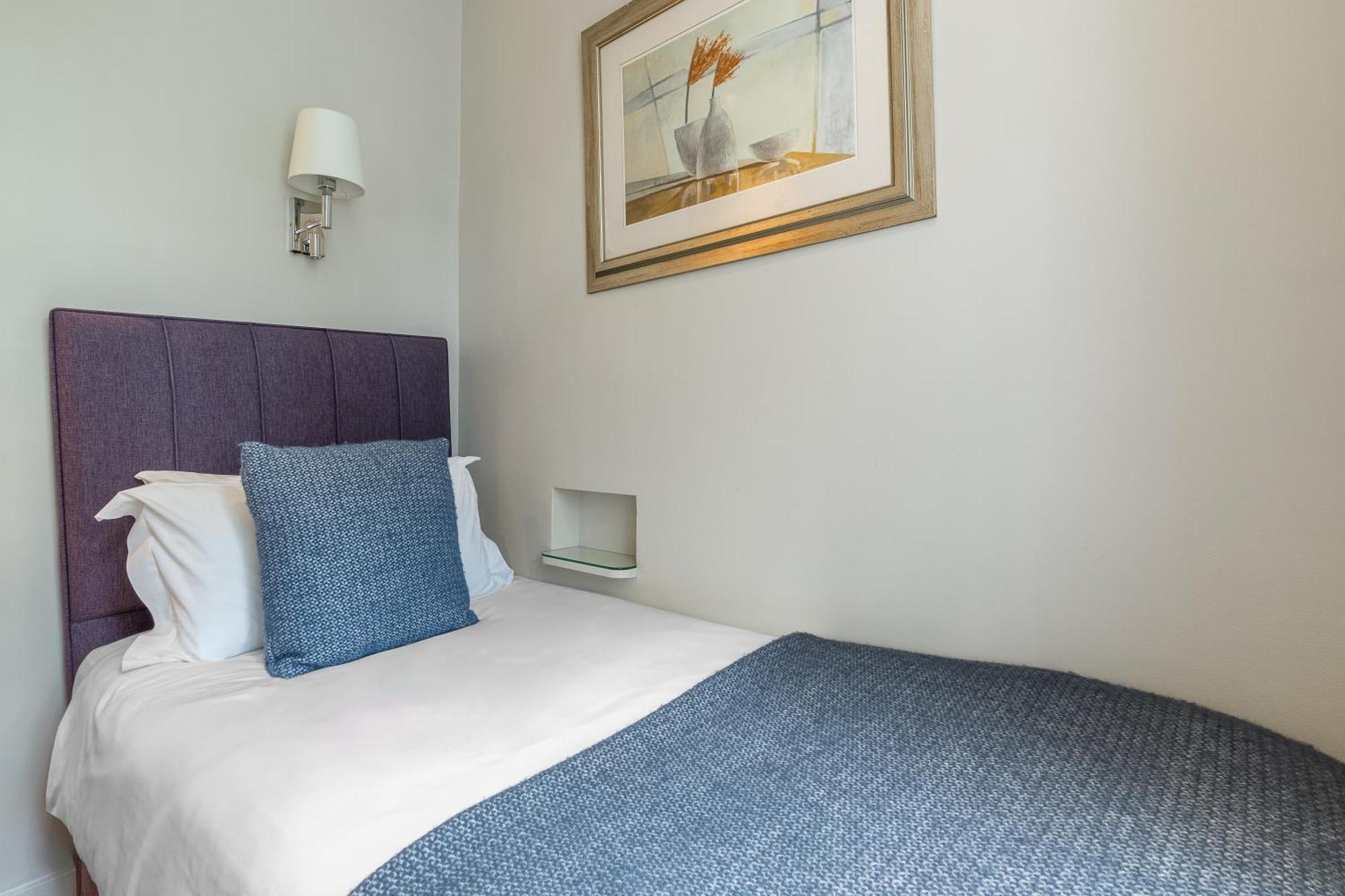 Hotell Harlingford 3*