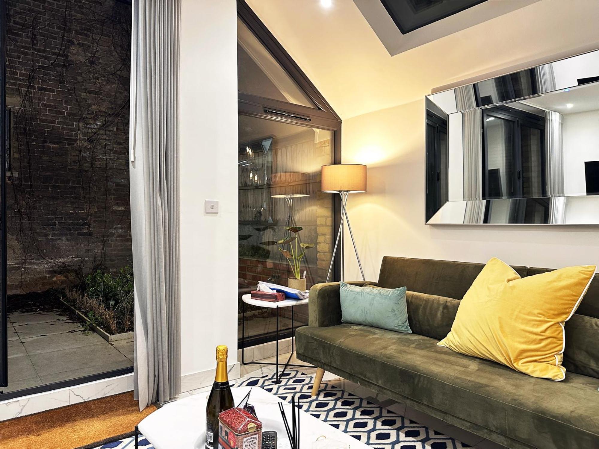 Nancys Place In Notting Hill Hosted By Airoperate Apartment