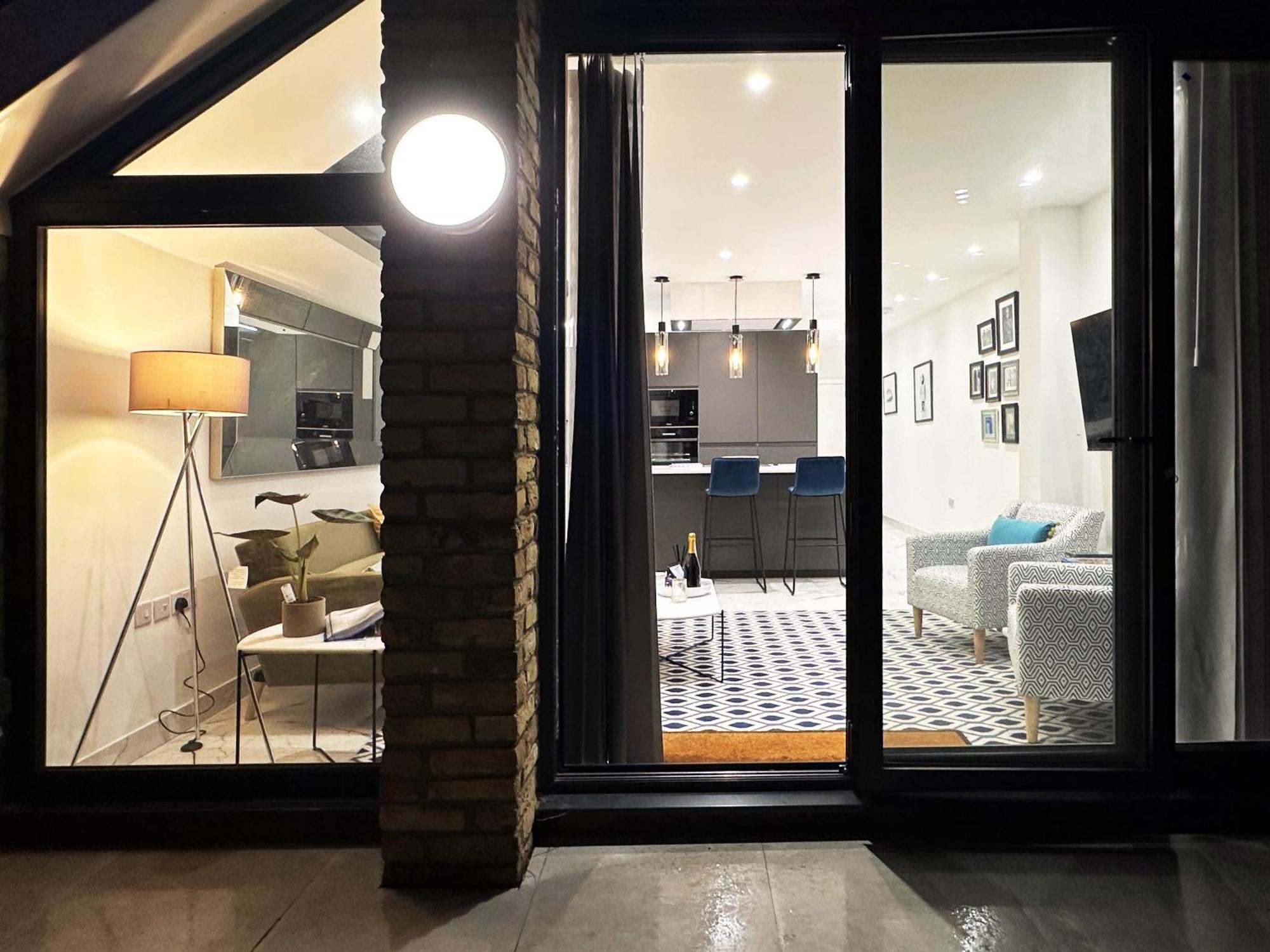 Nancys Place In Notting Hill Hosted By Airoperate Apartment