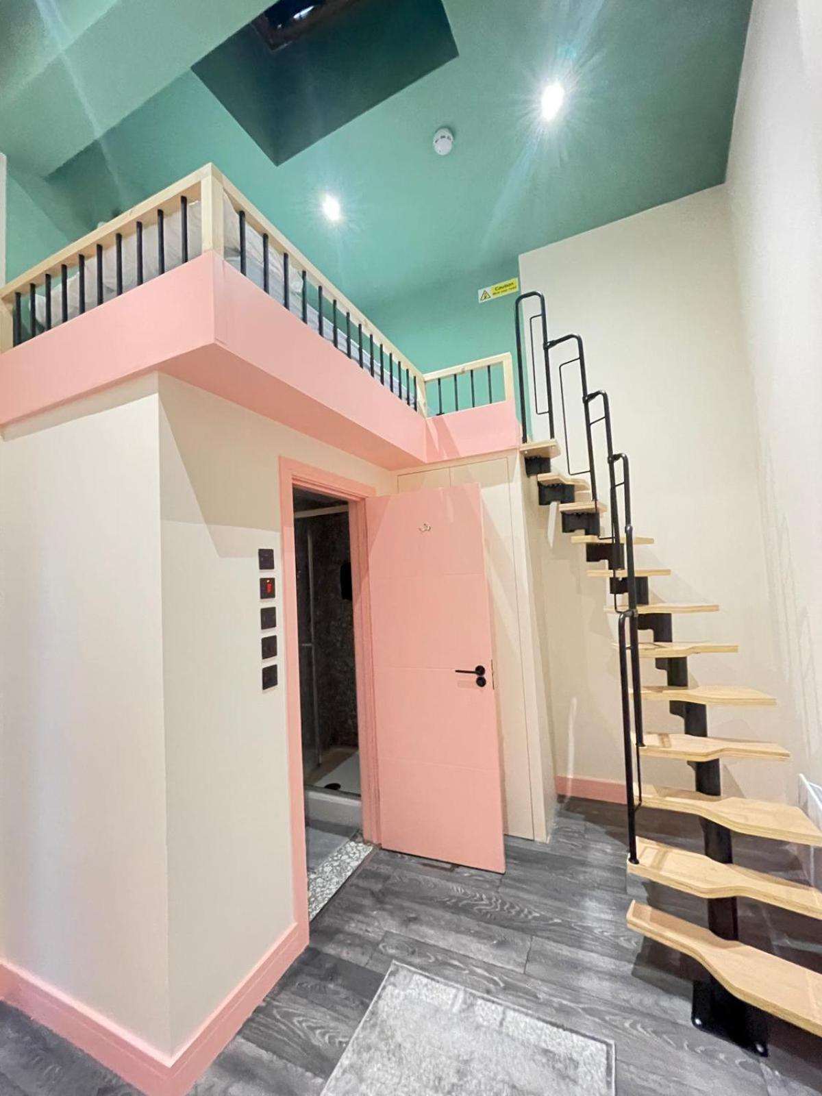 Cozy En-suite Loft In Trendy Local * Londen