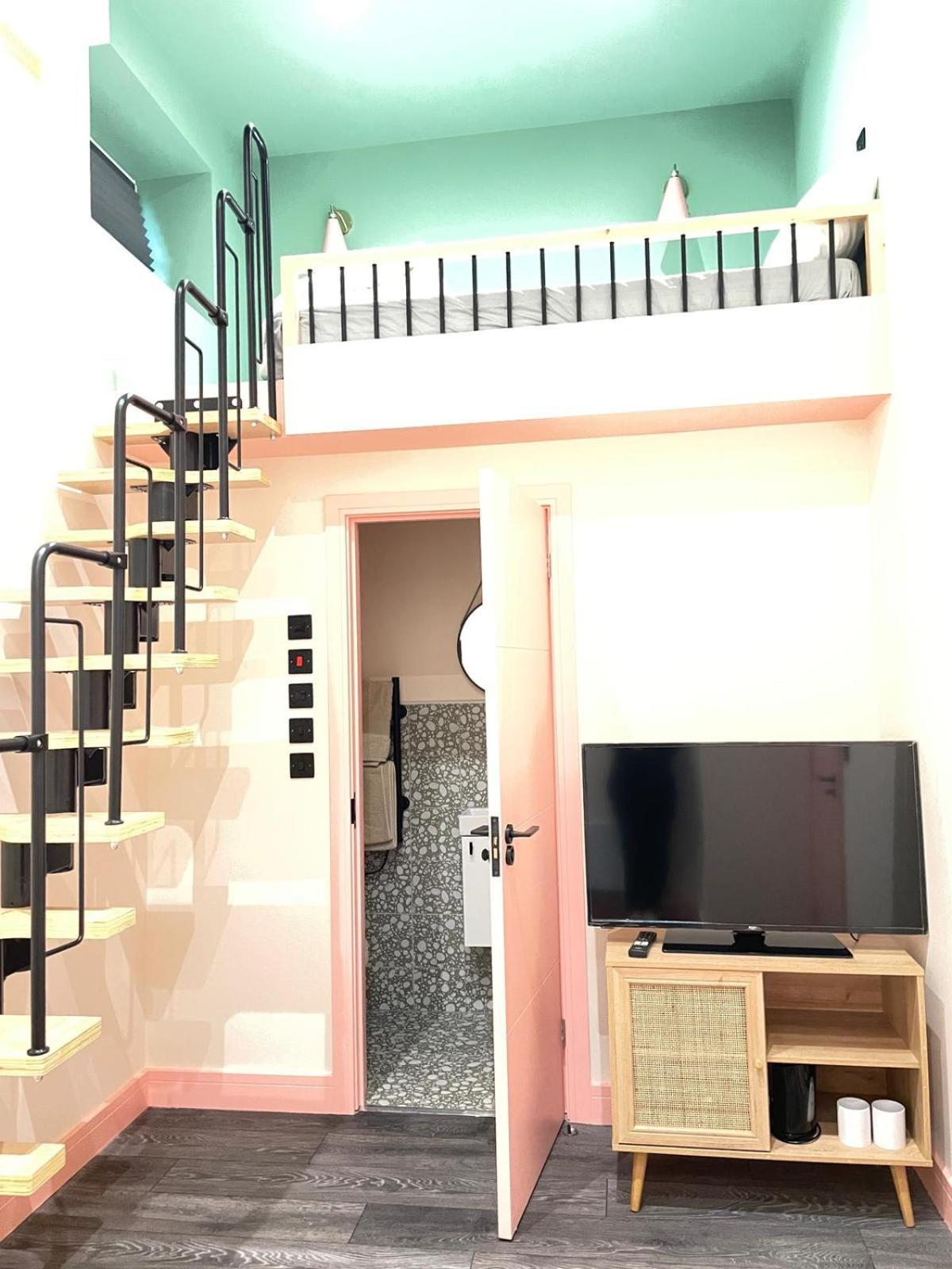 Cozy En-suite Loft In Trendy Local Gasthuis *