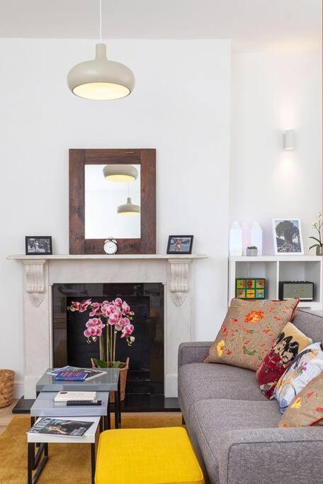 Shirlock - Italianflat London