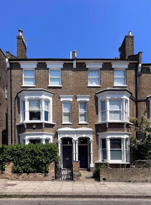 Shirlock - Italianflat Apartment London