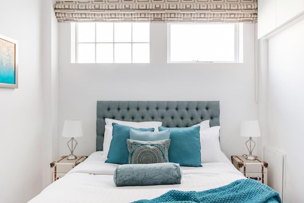 Comfortable 4 Bed Mews Town House Near Hyde Park Ferienhaus