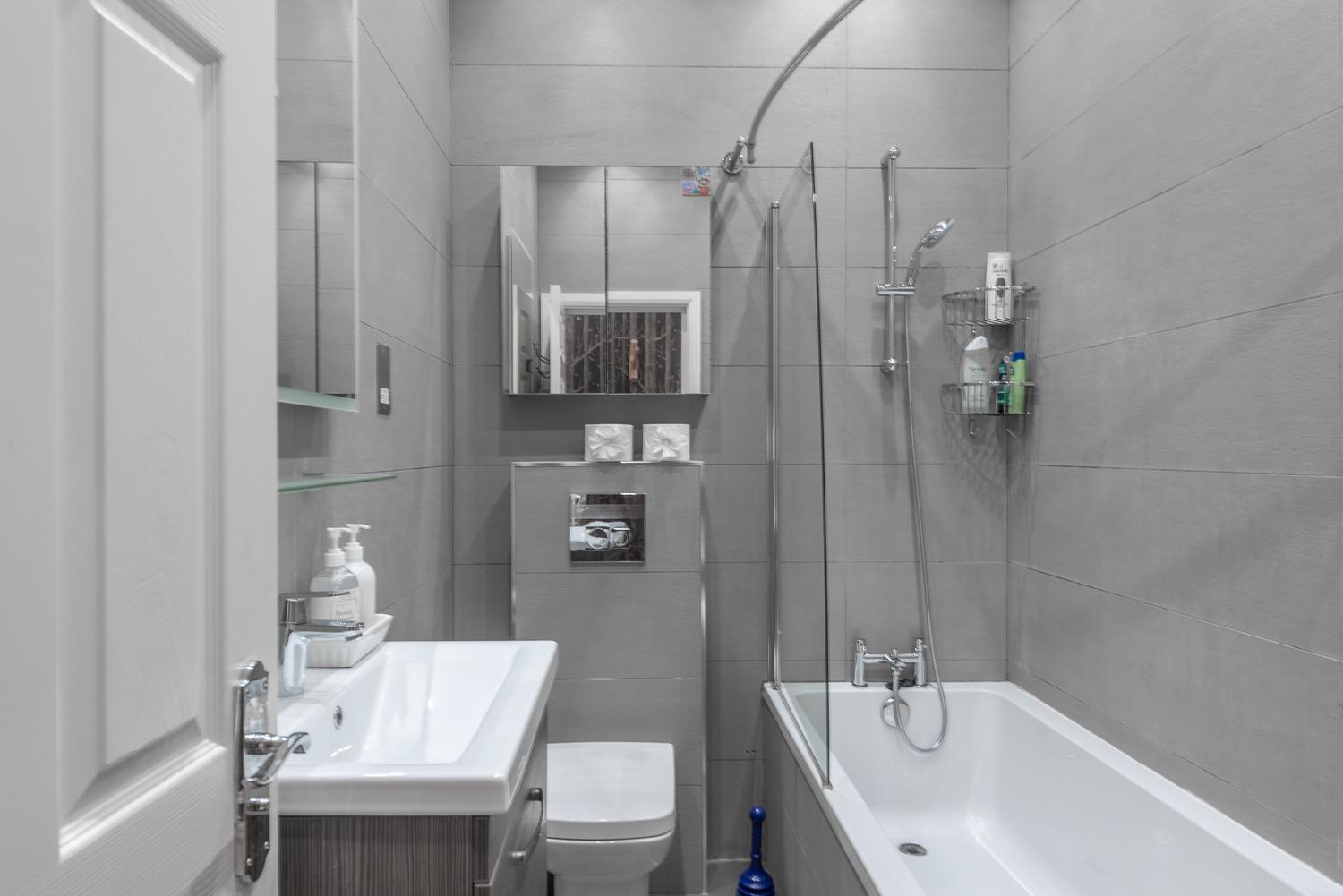Quirky, Vintage 2 Bed Flat London