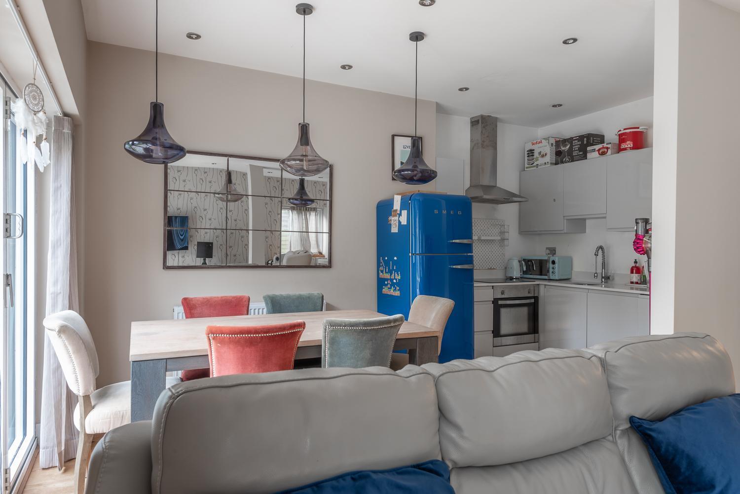 Quirky, Vintage 2 Bed Flat Apartment