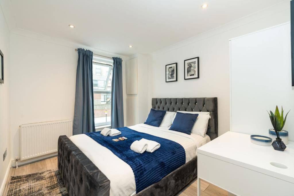 Stylish 2bed With Sky Window Leilighet
