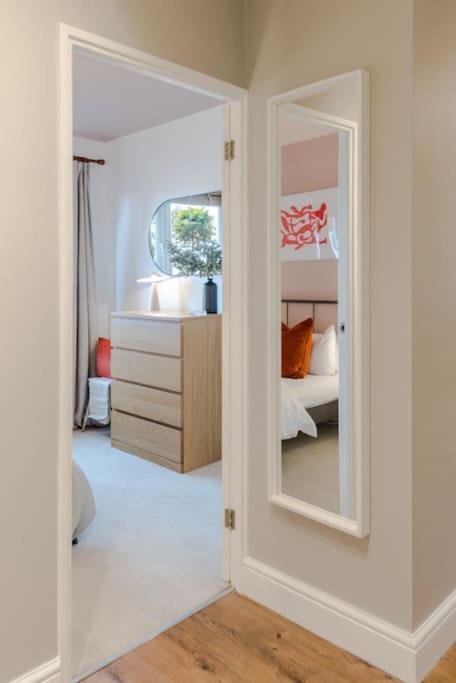 Apartment The Clissold, Two Bedroom N5