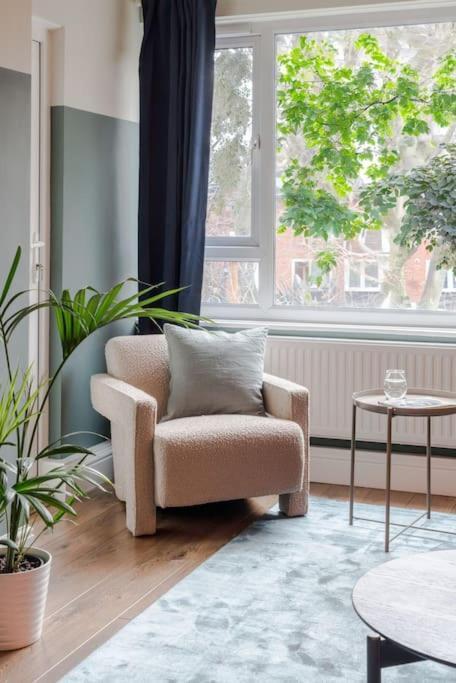Apartment The Clissold, Two Bedroom N5 London
