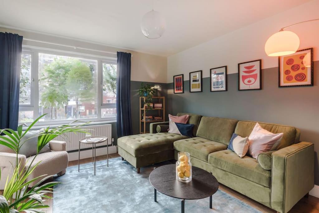 Apartment The Clissold, Two Bedroom N5 London