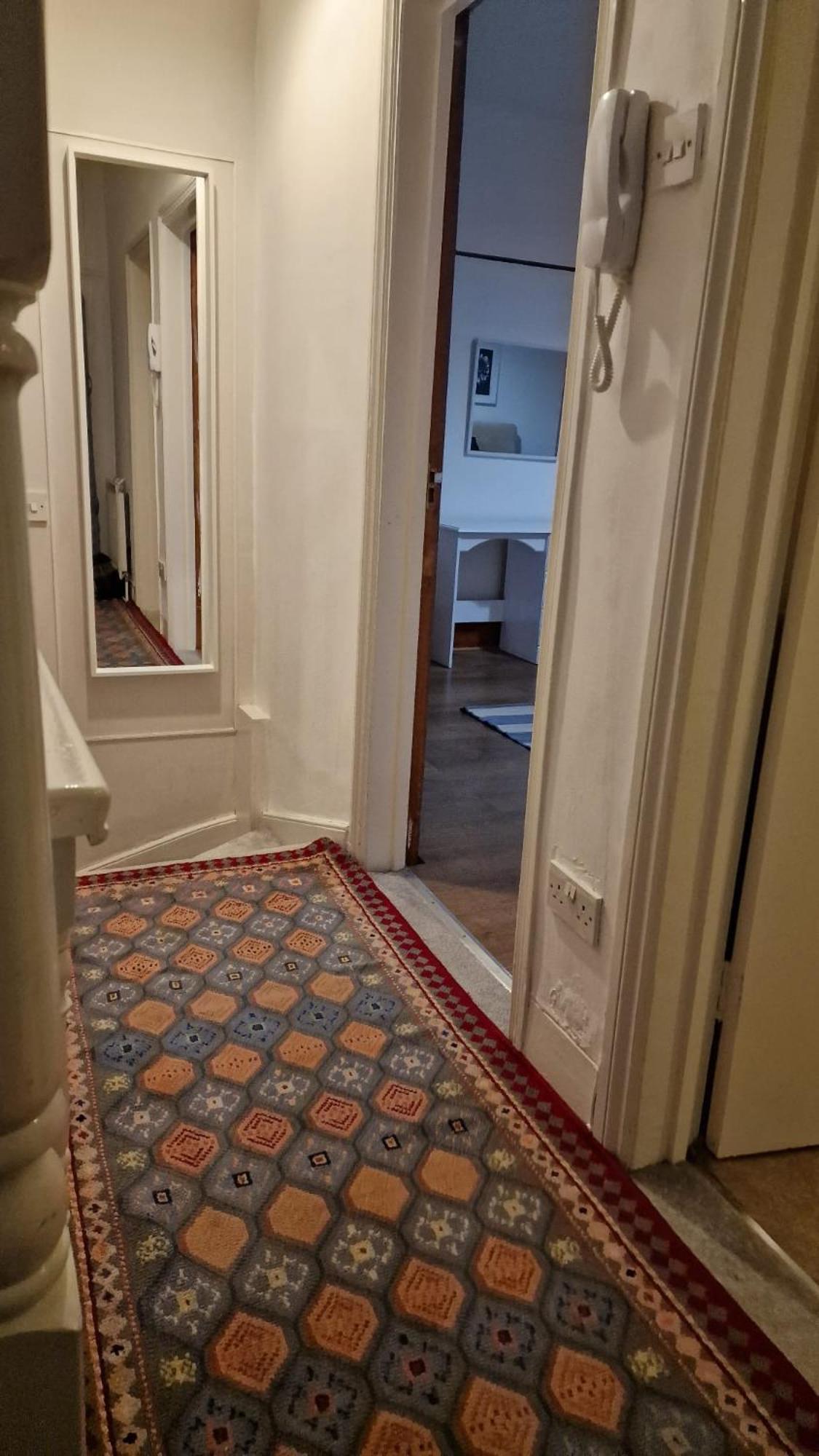 Mitcham Lane Place Apartment London