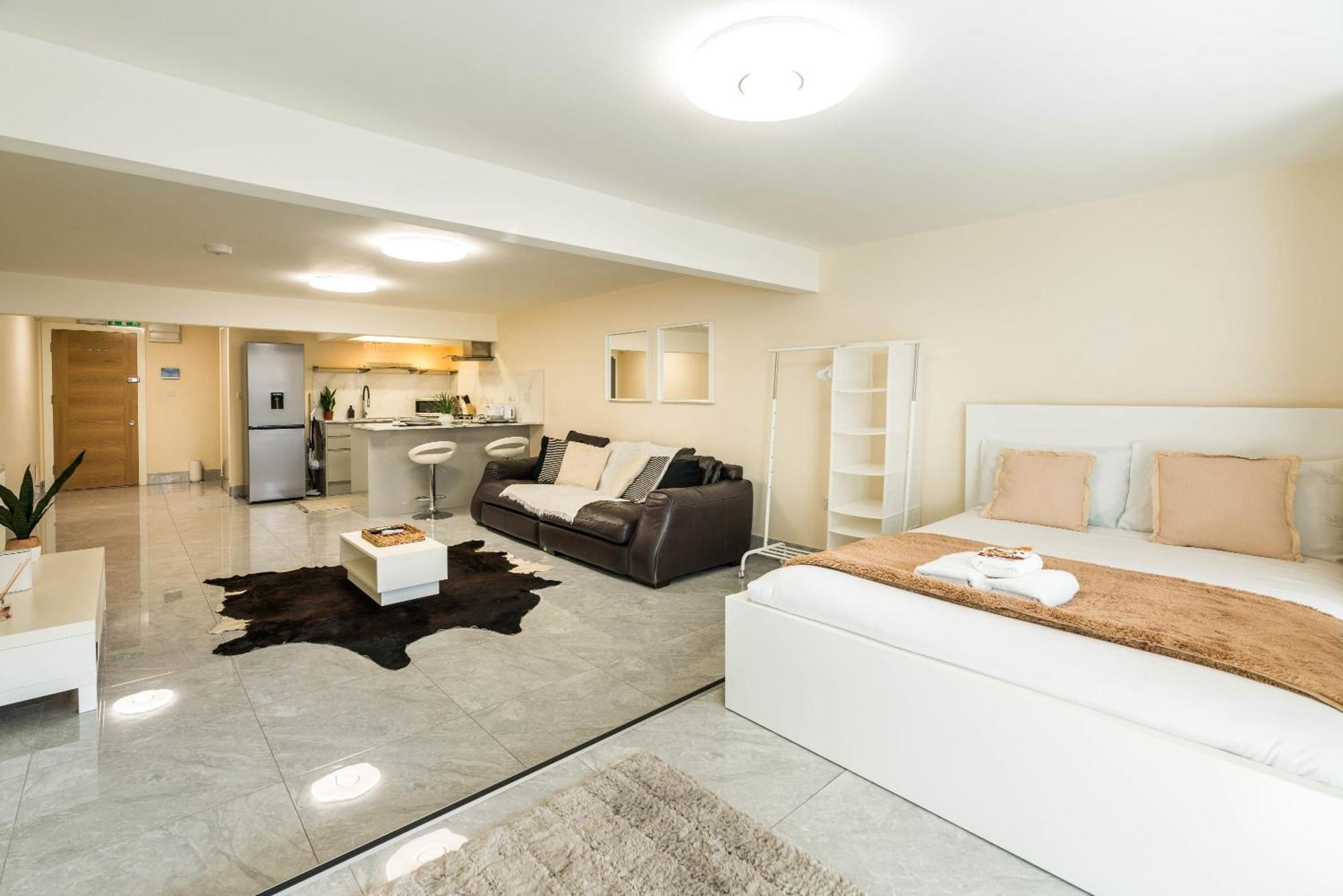 Huge Fully Equipped Studio 1 Min From Tube Station Vakantiehuis
