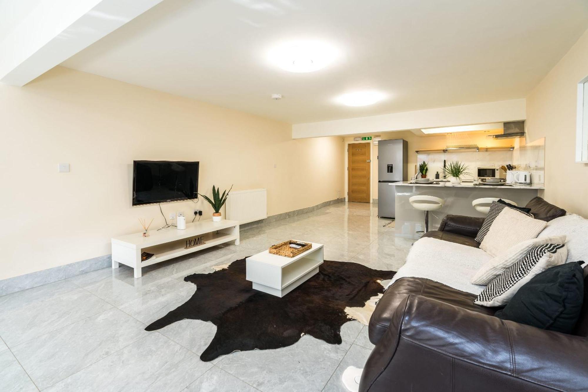 Vakantiehuis Huge Fully Equipped Studio 1 Min From Tube Station