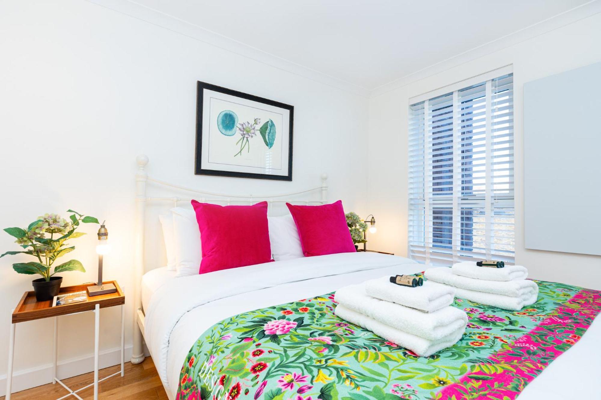 Leilighet Immense Gorgeous 2br Wbalcony & Office In Chelsea London