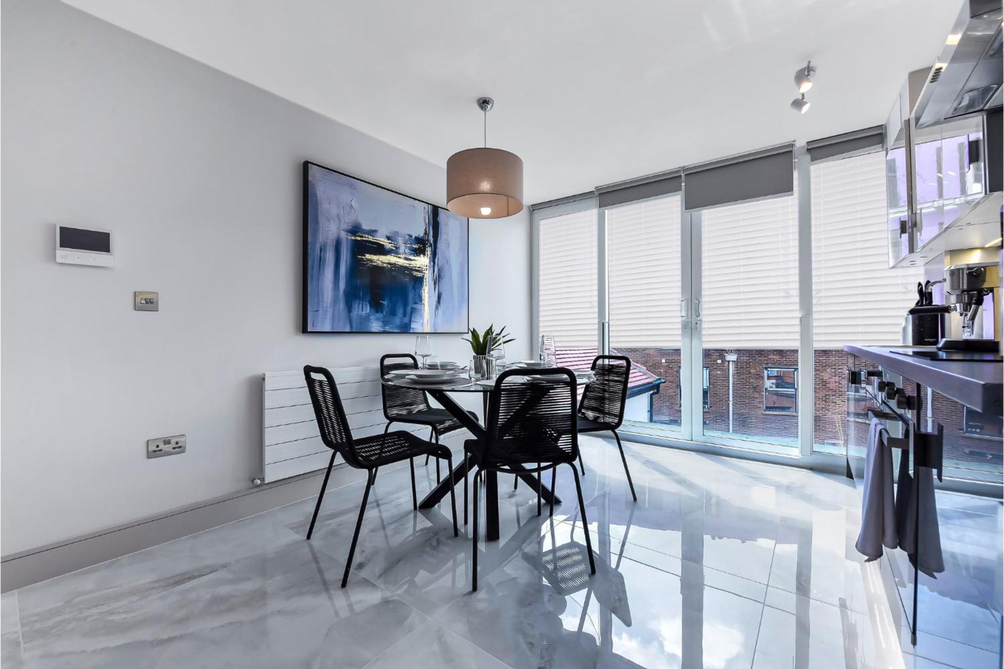 Creative Stylings 2 Bedroom In Wembley Park London