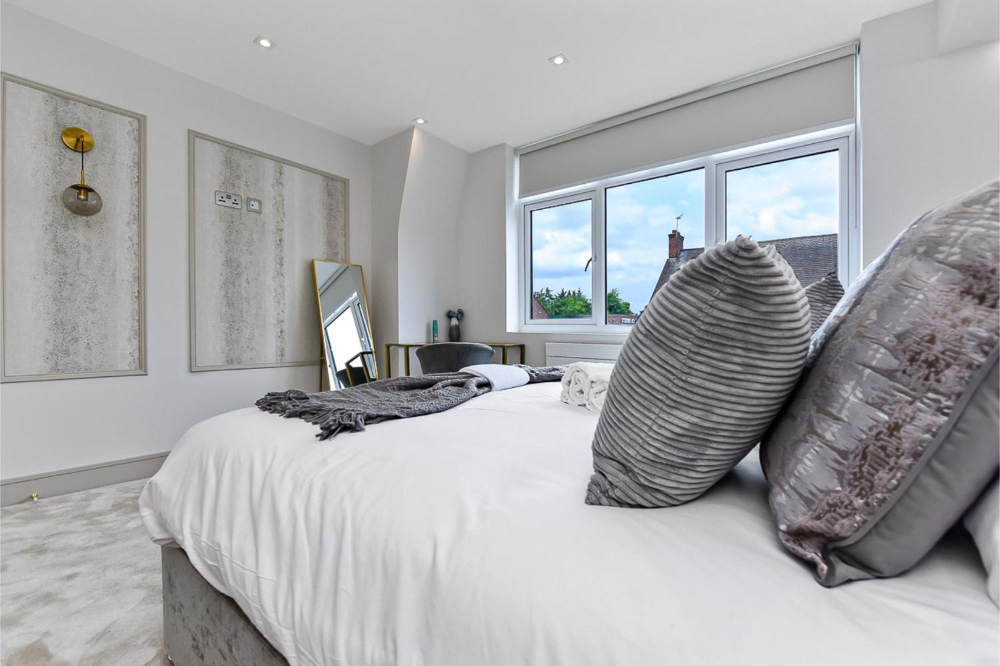 Contemporary 2 Bedroom Flat In Excellent Location! * London